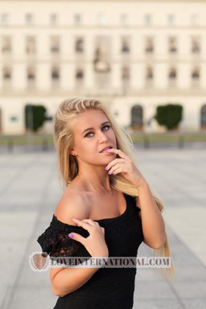 167136 - Evgeniya Age: 32 - Ukraine