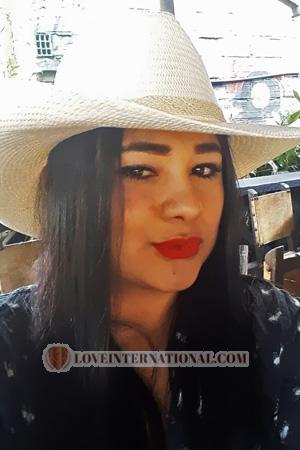 172820 - Sandra Age: 34 - Colombia