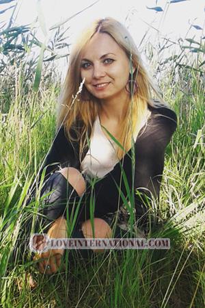 173922 - Valentina Age: 43 - Ukraine