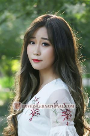 207889 - Yujie Age: 33 - China