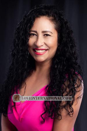 211263 - Luz Age: 50 - Colombia