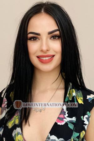 213703 - Nadiia Age: 24 - Ukraine