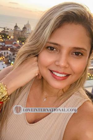 227511 - Tatiana Age: 38 - Colombia