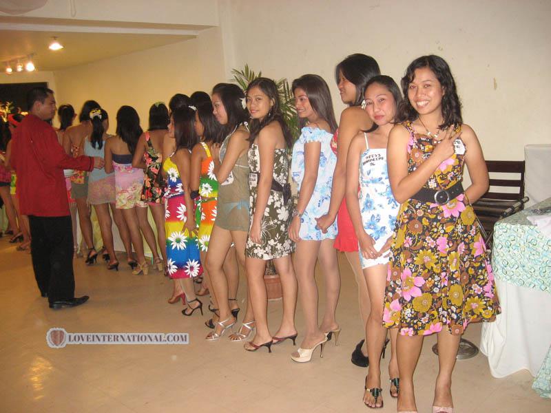 Philippine-Women-822